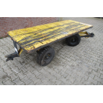 Platte kar, aanhanger, industrie trailer. Gebruikt